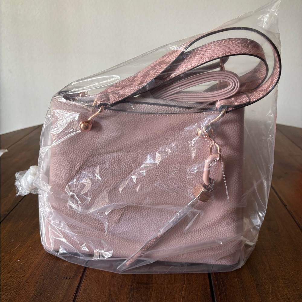 Aldo Pink Shoulder Bag with Chain Detail - Picture 3 of 3